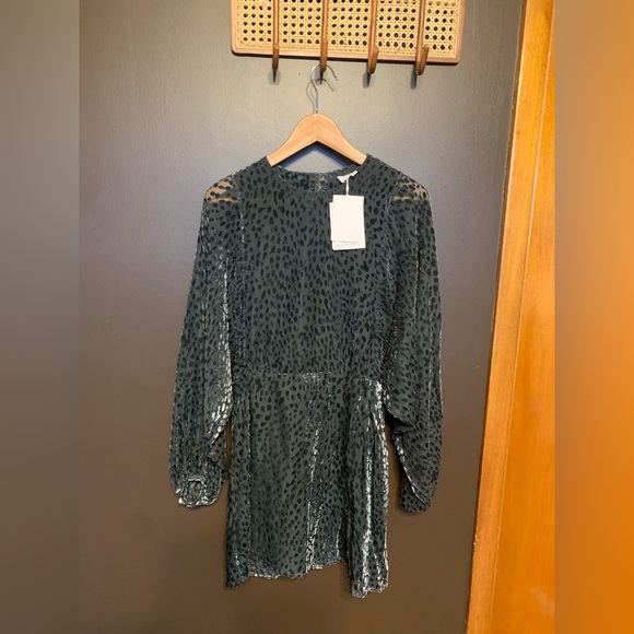 & Other Stories Green Dress - Picture 1 of 3